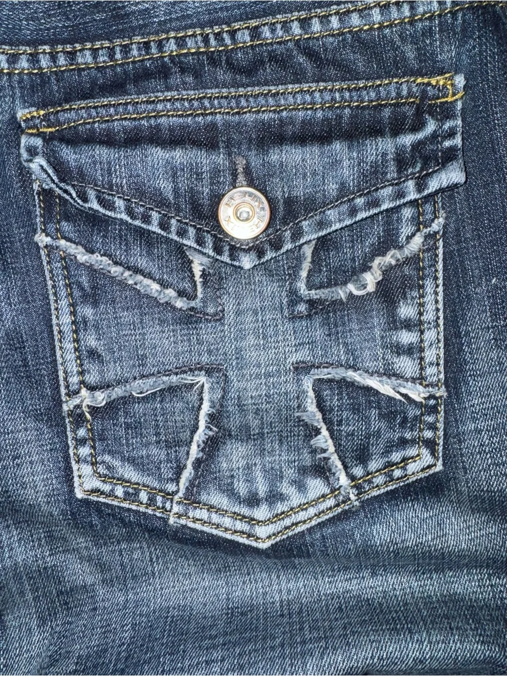 Helix Men’s 36x32 Bootcut Jeans Medium Wash Flap Pocket Whiskered Distressed